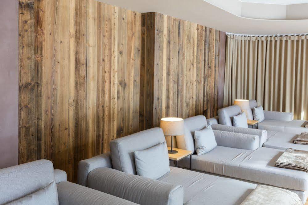 Hotel Cristallo Солда Екстериор снимка